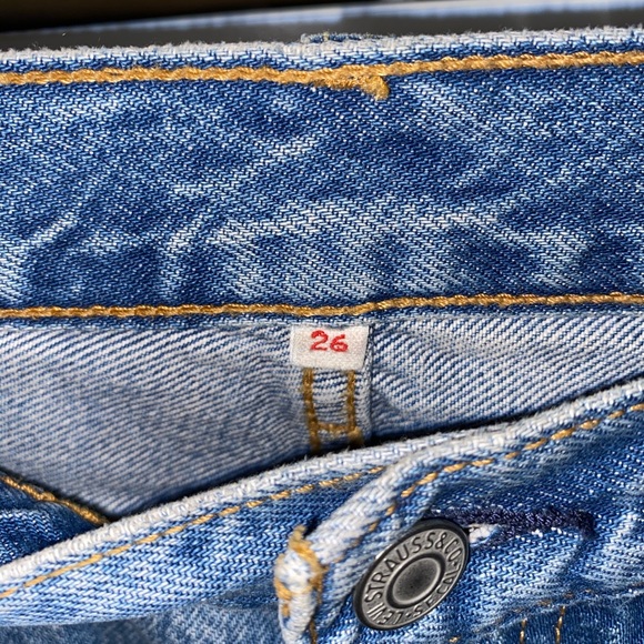 LEVI SKIRT - Picture 2 of 3